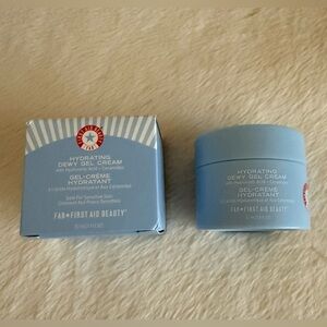 NWT First Aid Beauty Hydrating Dewy Gel Cream